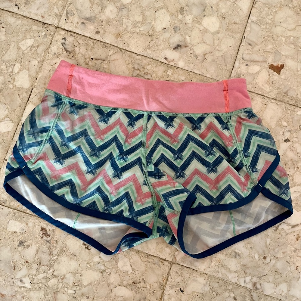 Ivivva Girls shorts (size 12)